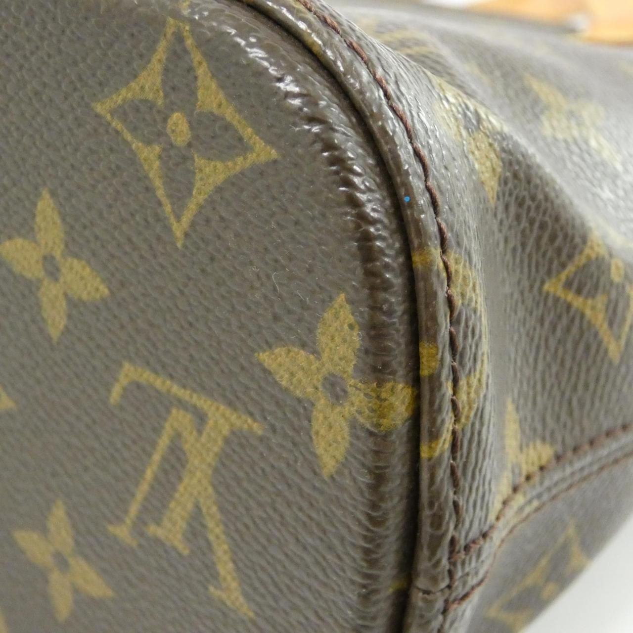 Louis Vuitton Monogram Vavin GM Bag — view 2