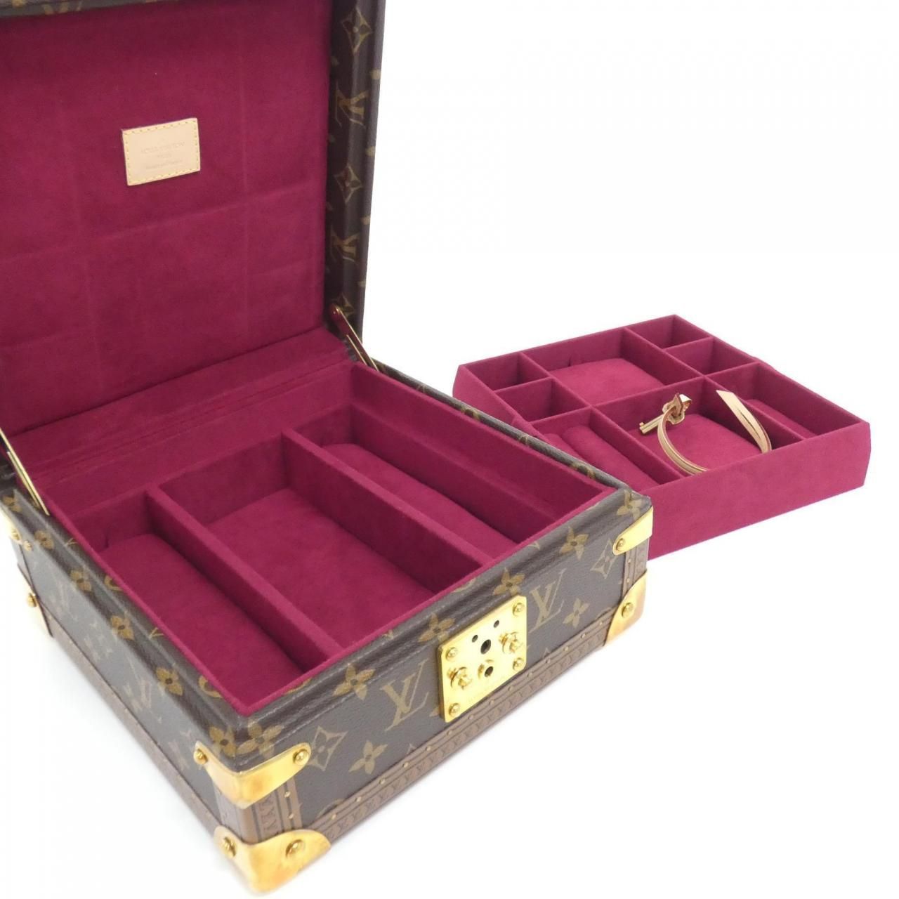 Louis Vuitton Monogram Kore Ju Case — view 9