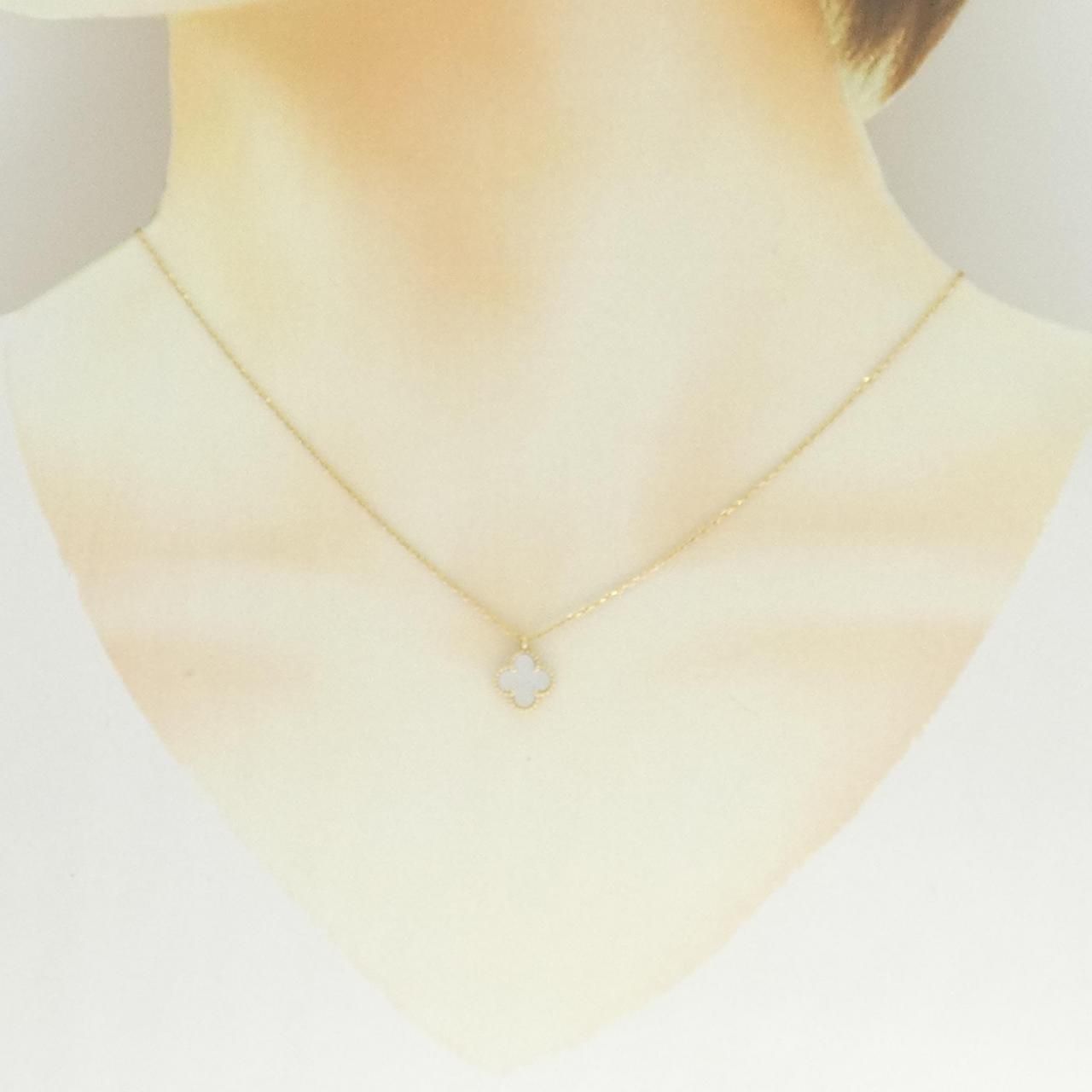 Van Cleef & Arpels Sweet Alhambra Necklace — view 5