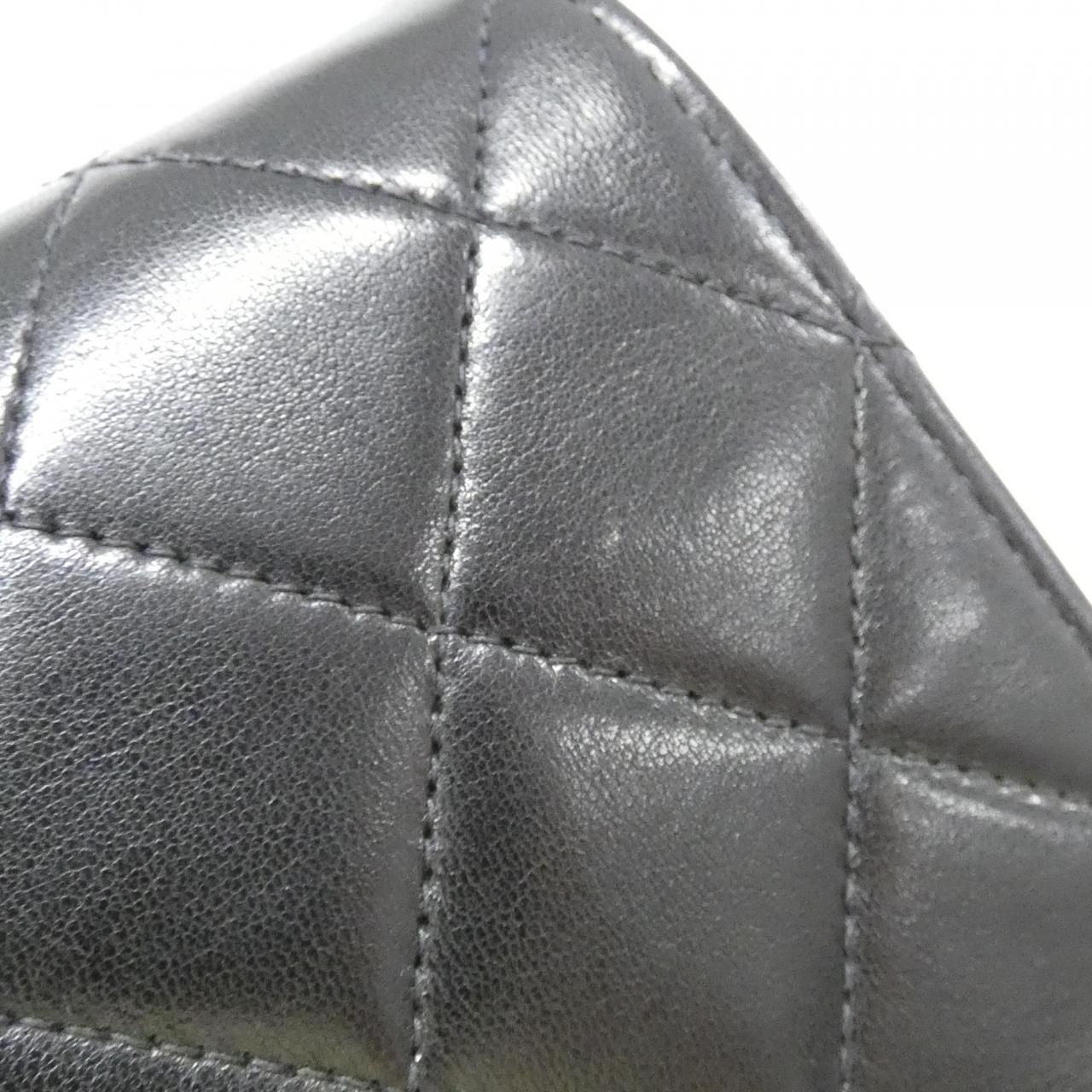 Chanel Vintage Shoulder Bag — view 4