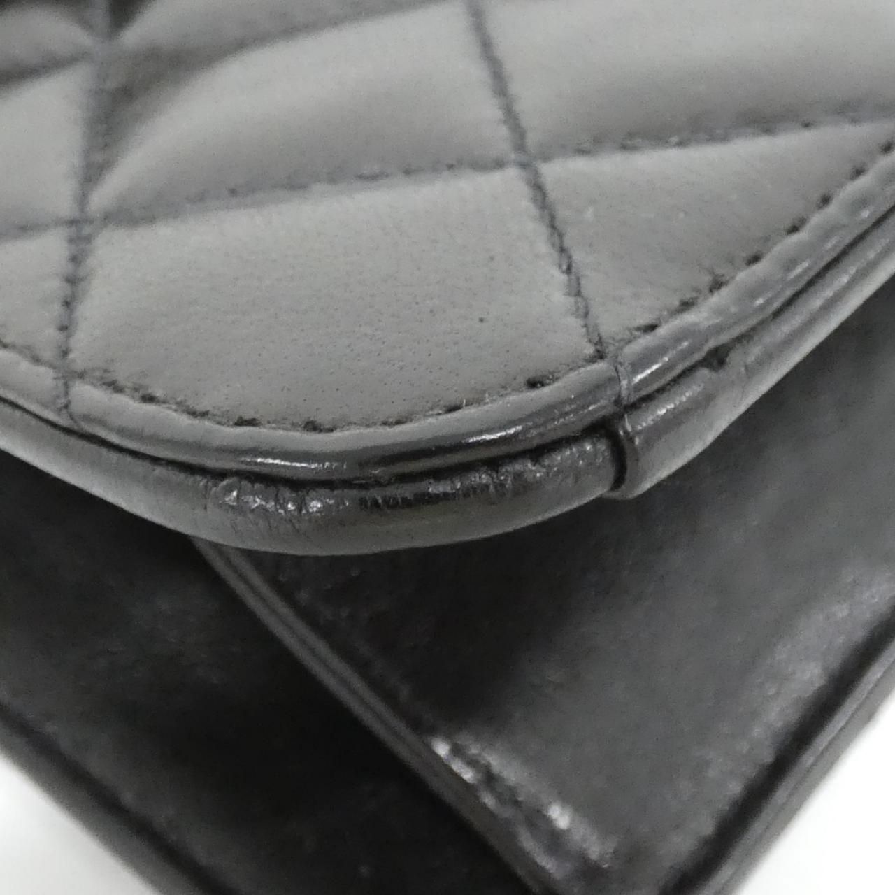 Chanel Vintage Shoulder Bag — view 3