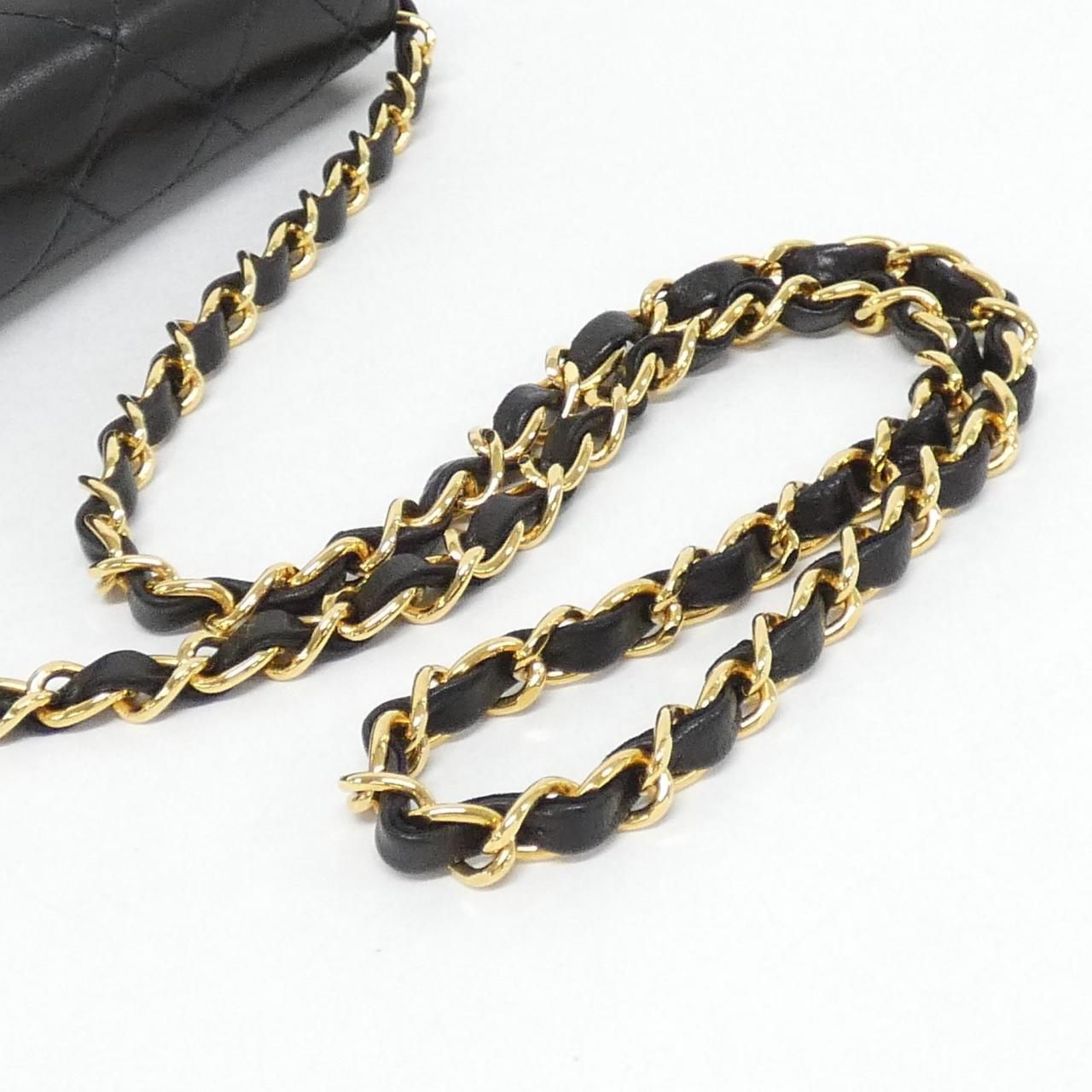 Chanel Vintage Shoulder Bag — view 6