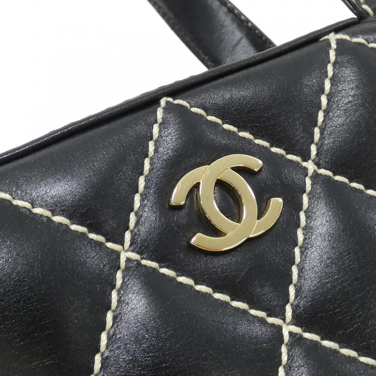 Chanel Vintage Wild Stitch Line Bag — view 7