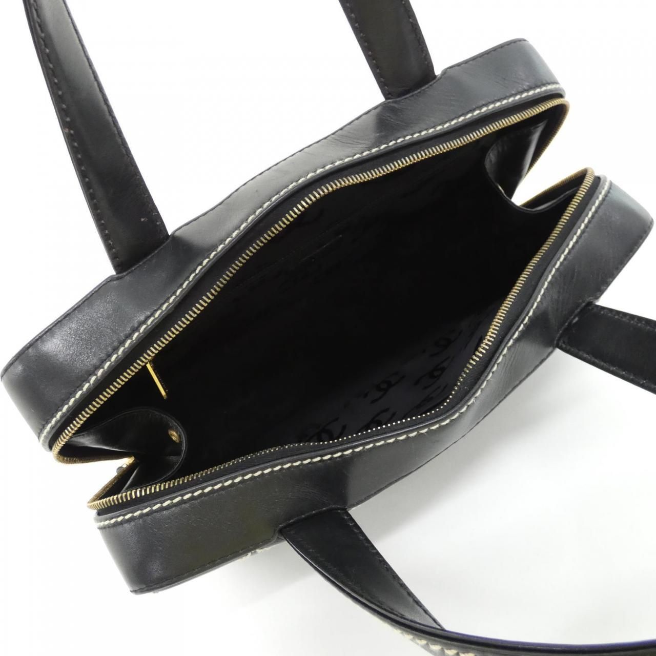 Chanel Vintage Wild Stitch Line Bag — view 9
