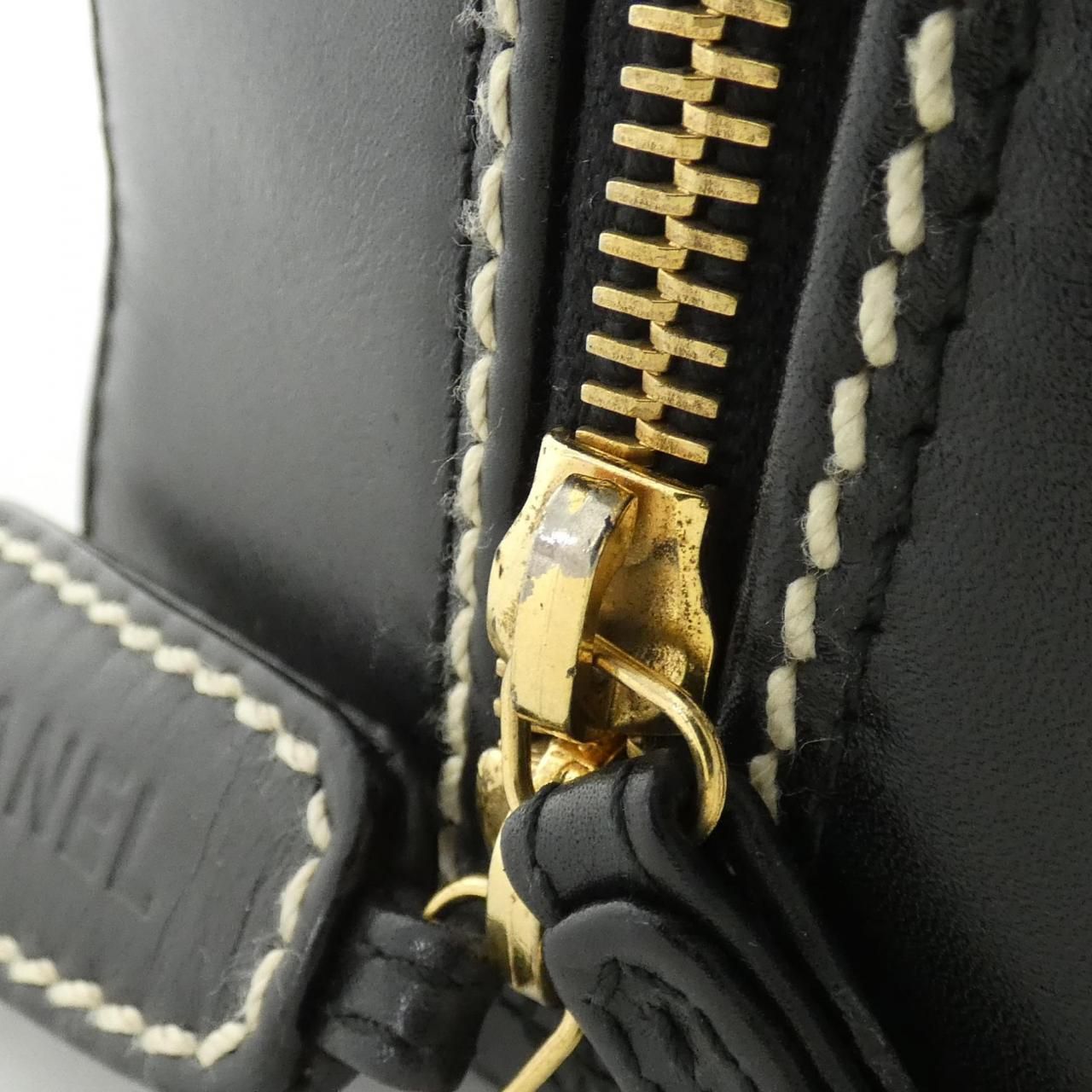 Chanel Vintage Wild Stitch Line Bag — view 6