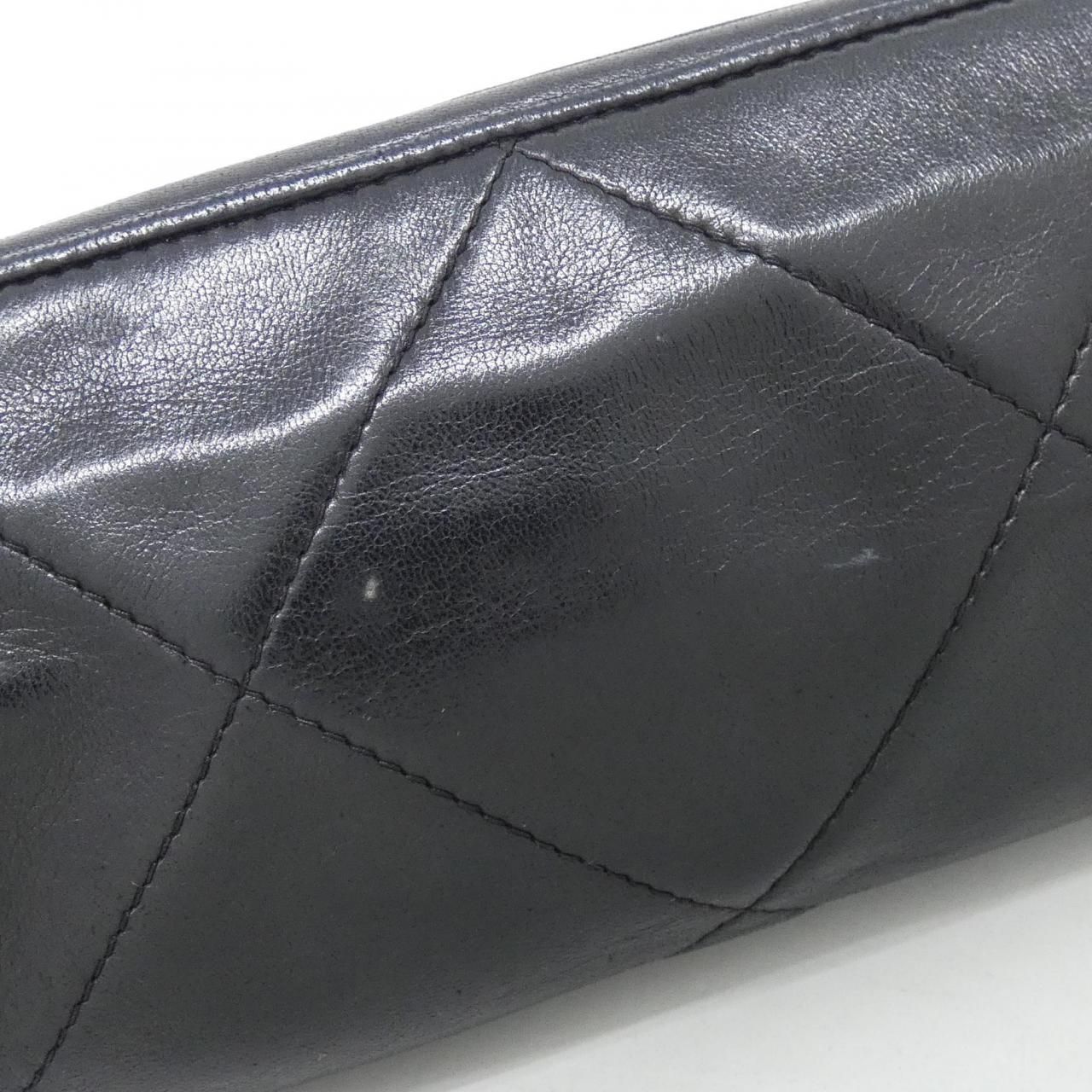 Chanel Vintage Shoulder Bag — view 4