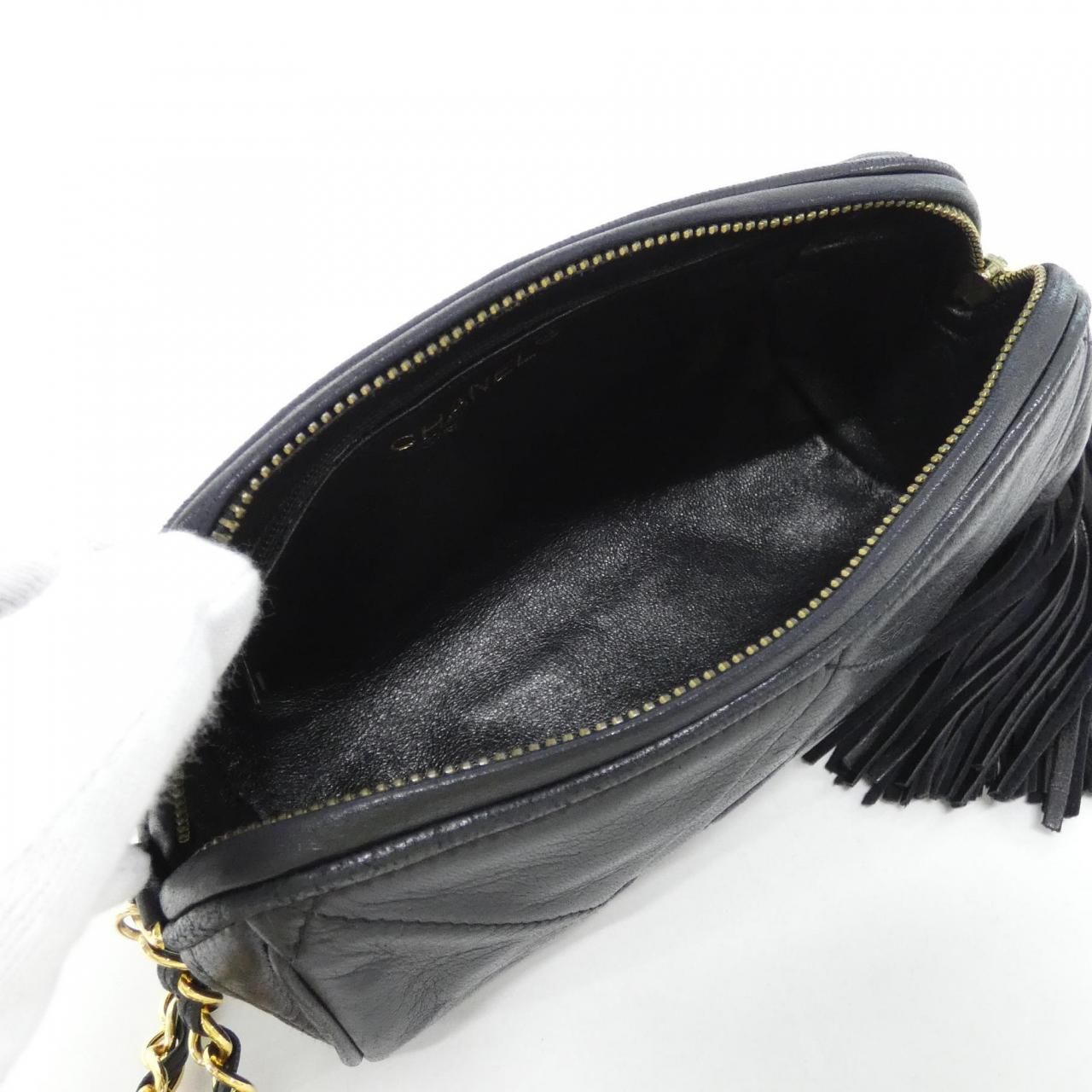 Chanel Vintage Shoulder Bag — view 9