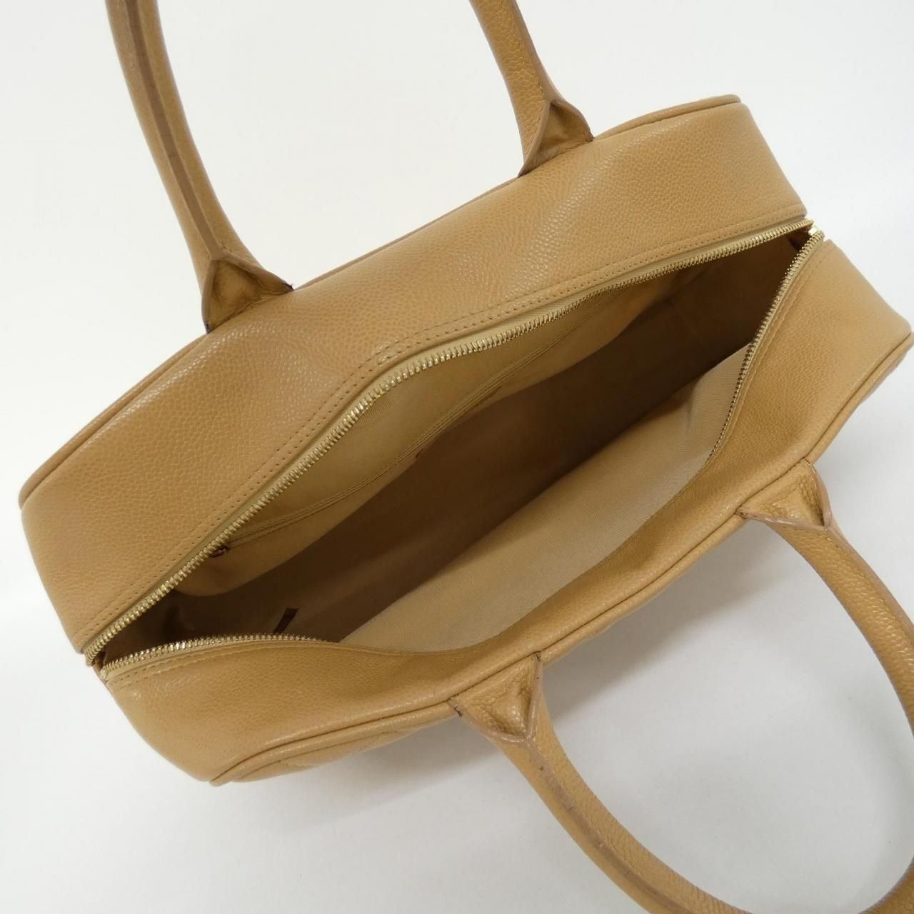 Chanel Vintage Shoulder Bag — view 8