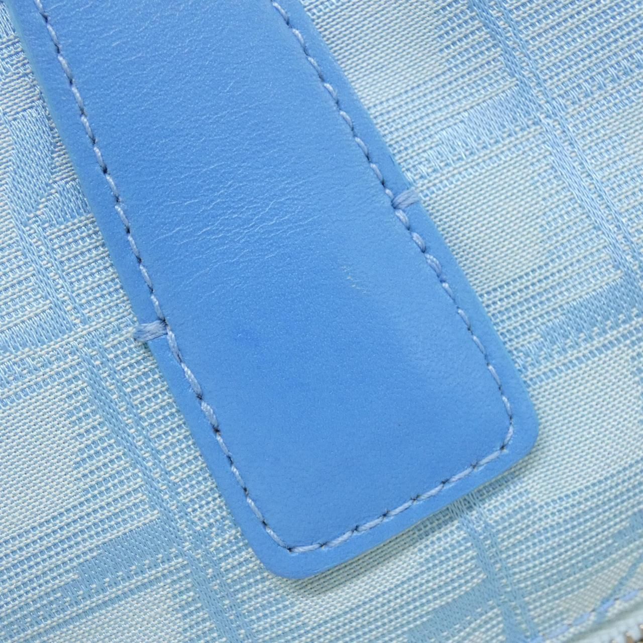 Chanel Vintage Tola Line Bag — view 4