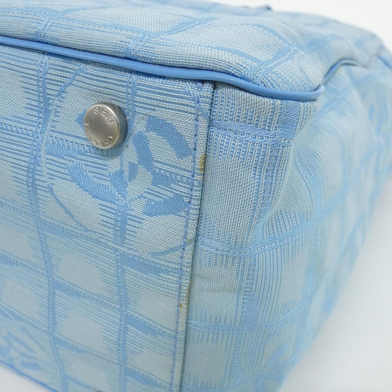 Chanel Vintage Tola Line Bag — view 3