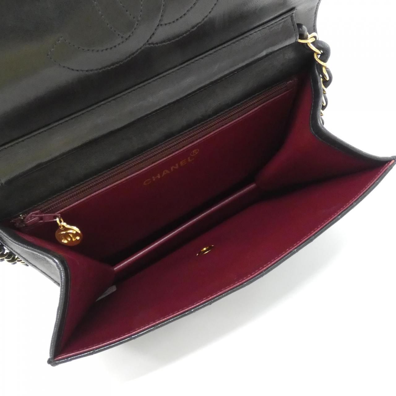 Chanel Vintage Shoulder Bag — view 7