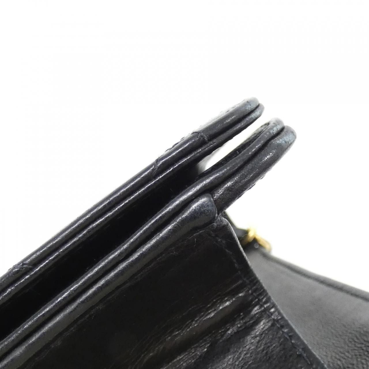 Chanel Vintage Shoulder Bag — view 3