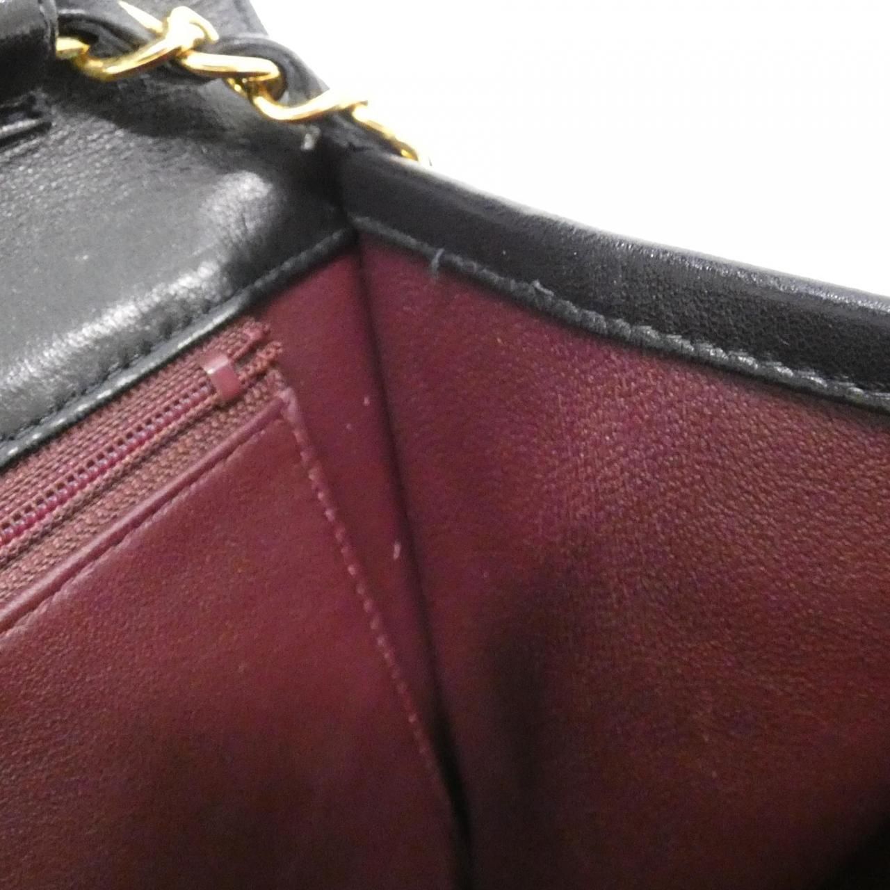 Chanel Vintage Shoulder Bag — view 8