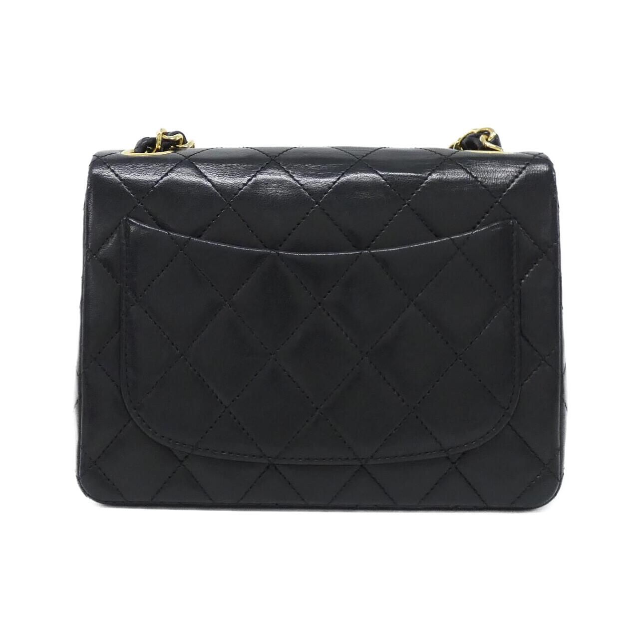 Chanel Vintage Shoulder Bag — view 2