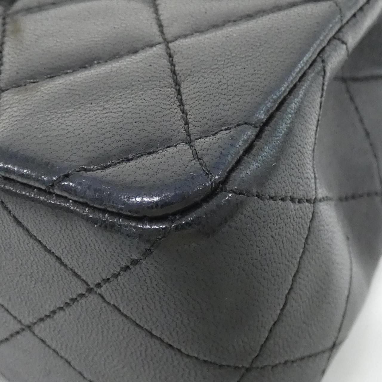 Chanel Vintage Shoulder Bag — view 3