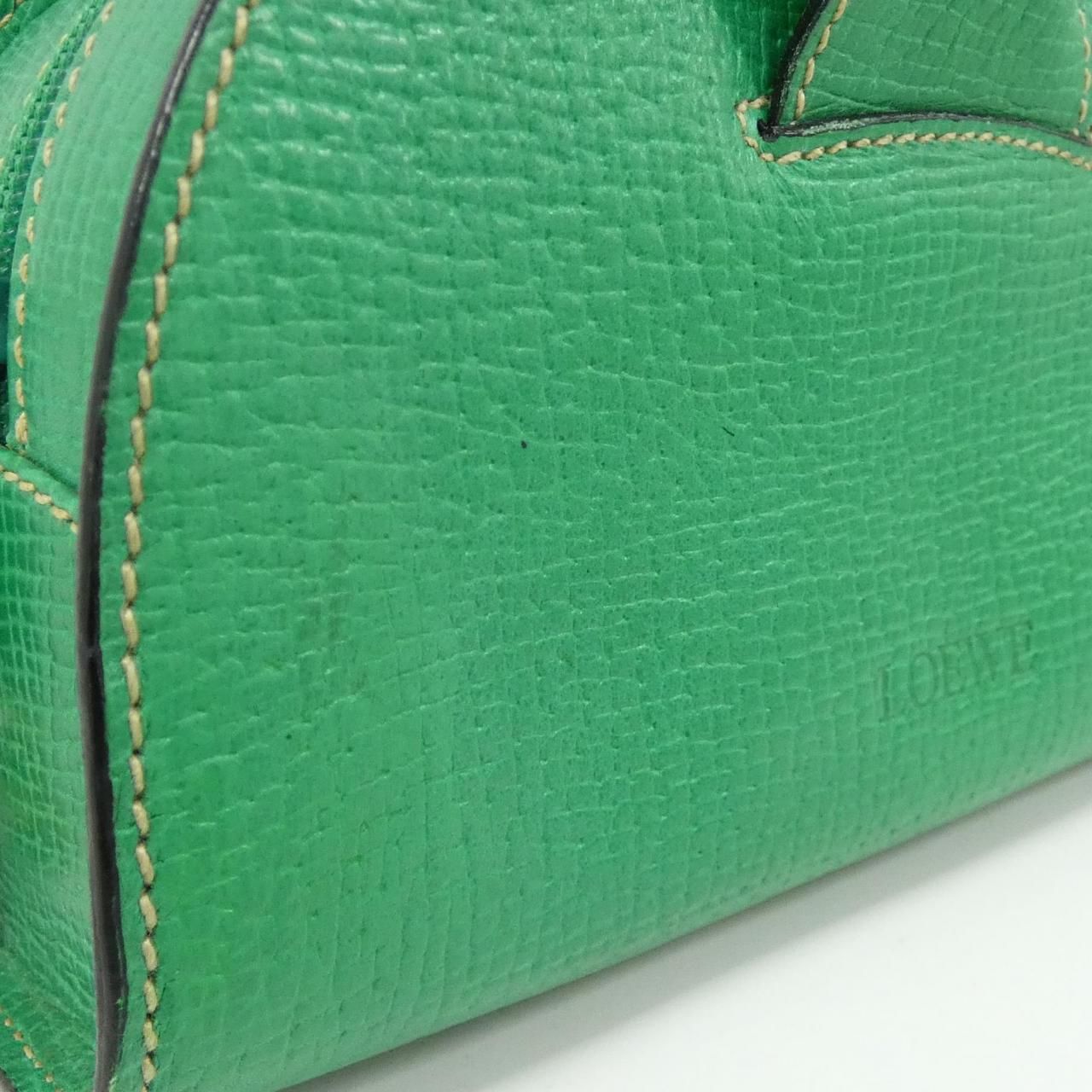 Loewe Vintage Shoulder Bag — view 4