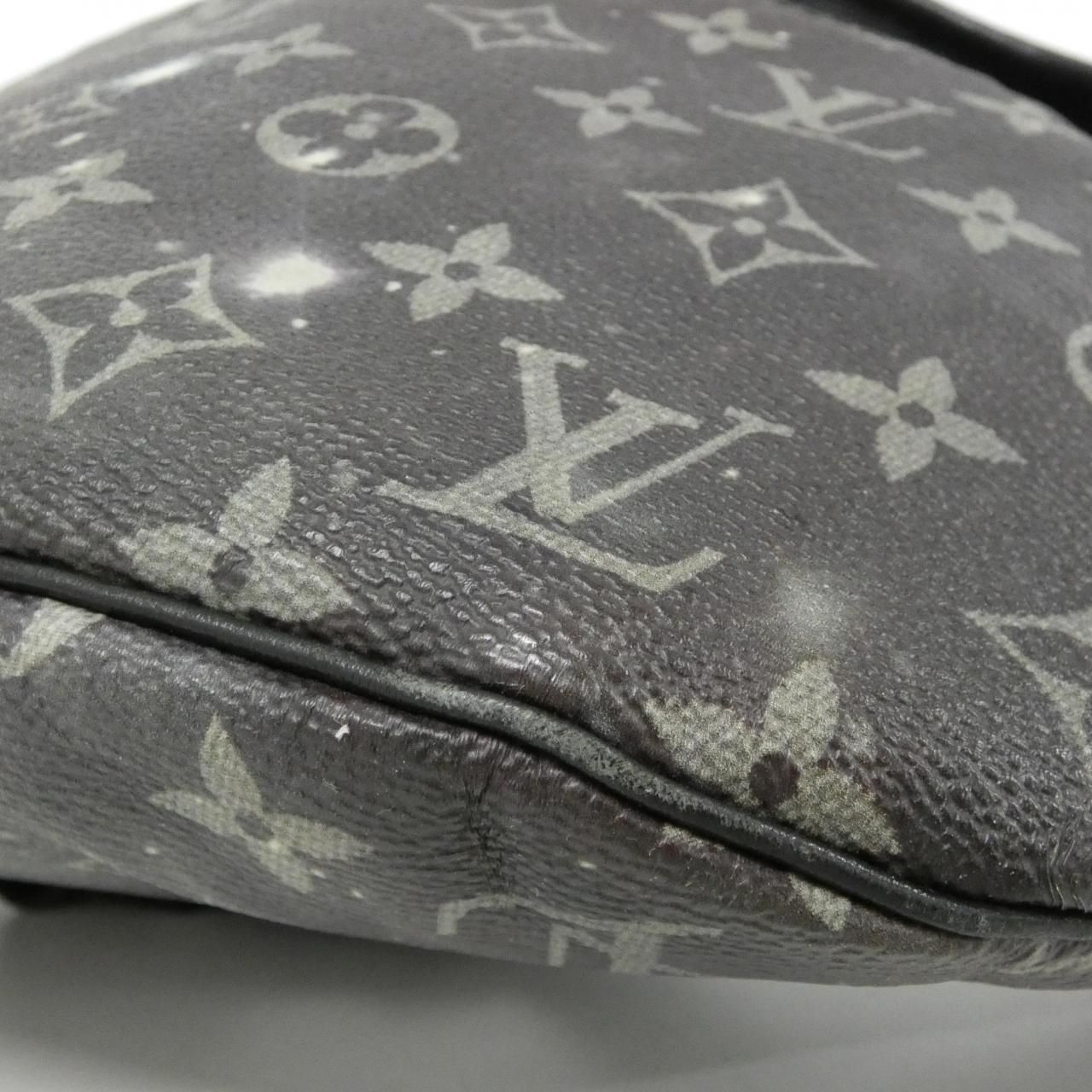 Louis Vuitton Monogram lanine Discovery Bamubag Shoulder Bag — view 3