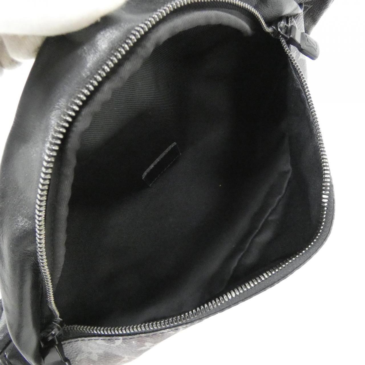 Louis Vuitton Monogram lanine Discovery Bamubag Shoulder Bag — view 9
