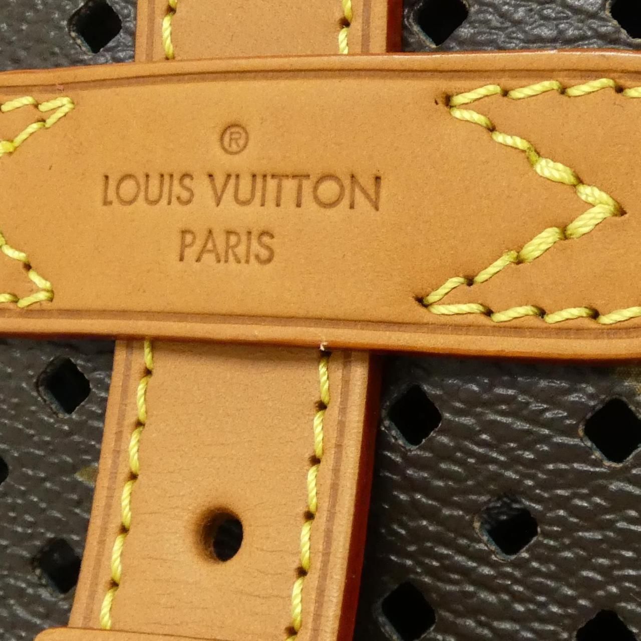 Louis Vuitton Monogram Saumur — view 4