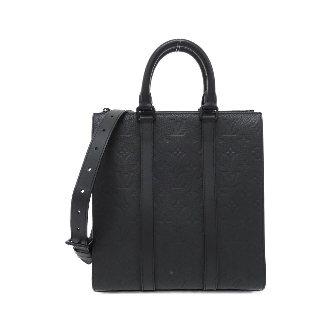 Louis Vuitton Taurillon Monogram Sac Plat Bag