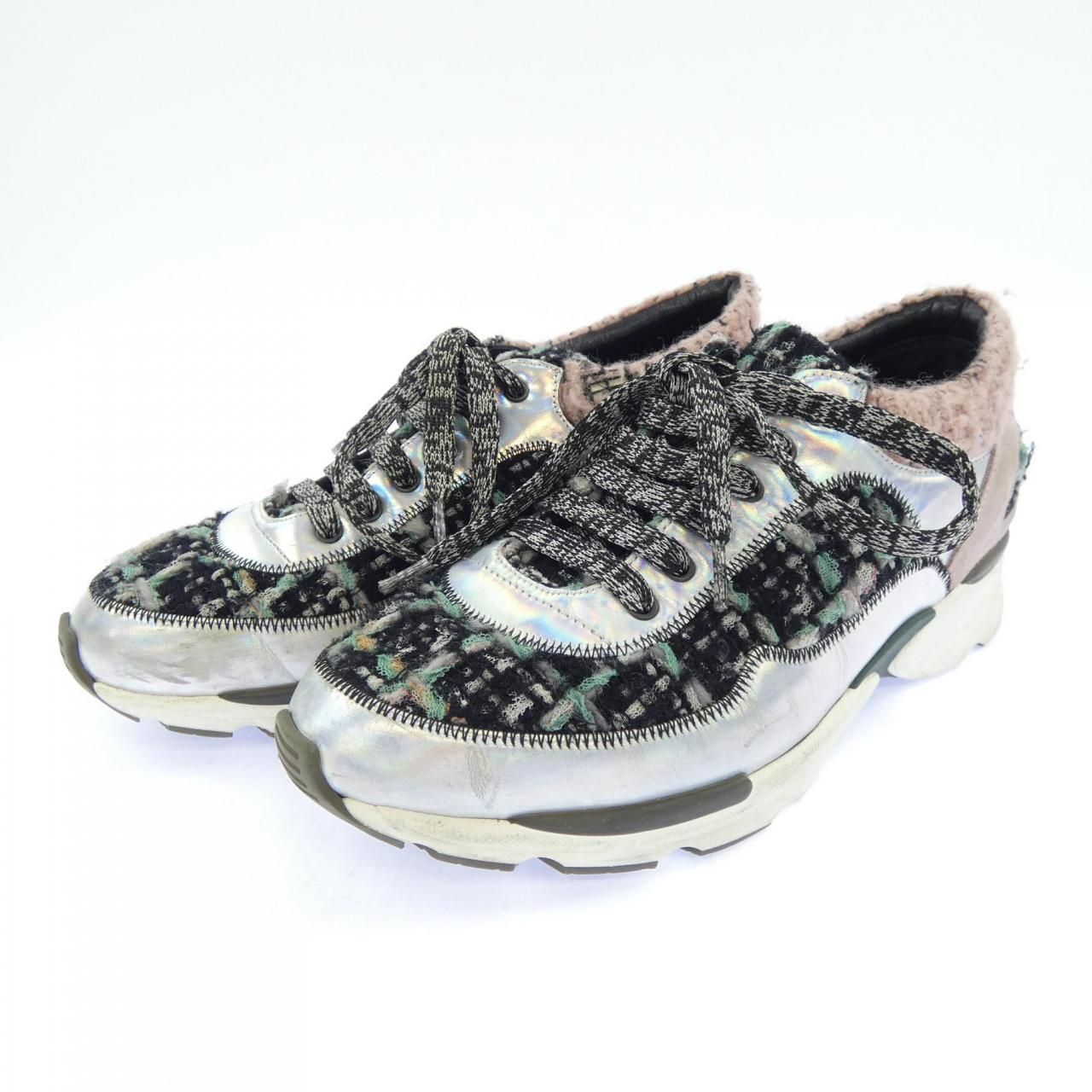 Chanel Sneakers Silver — view 3