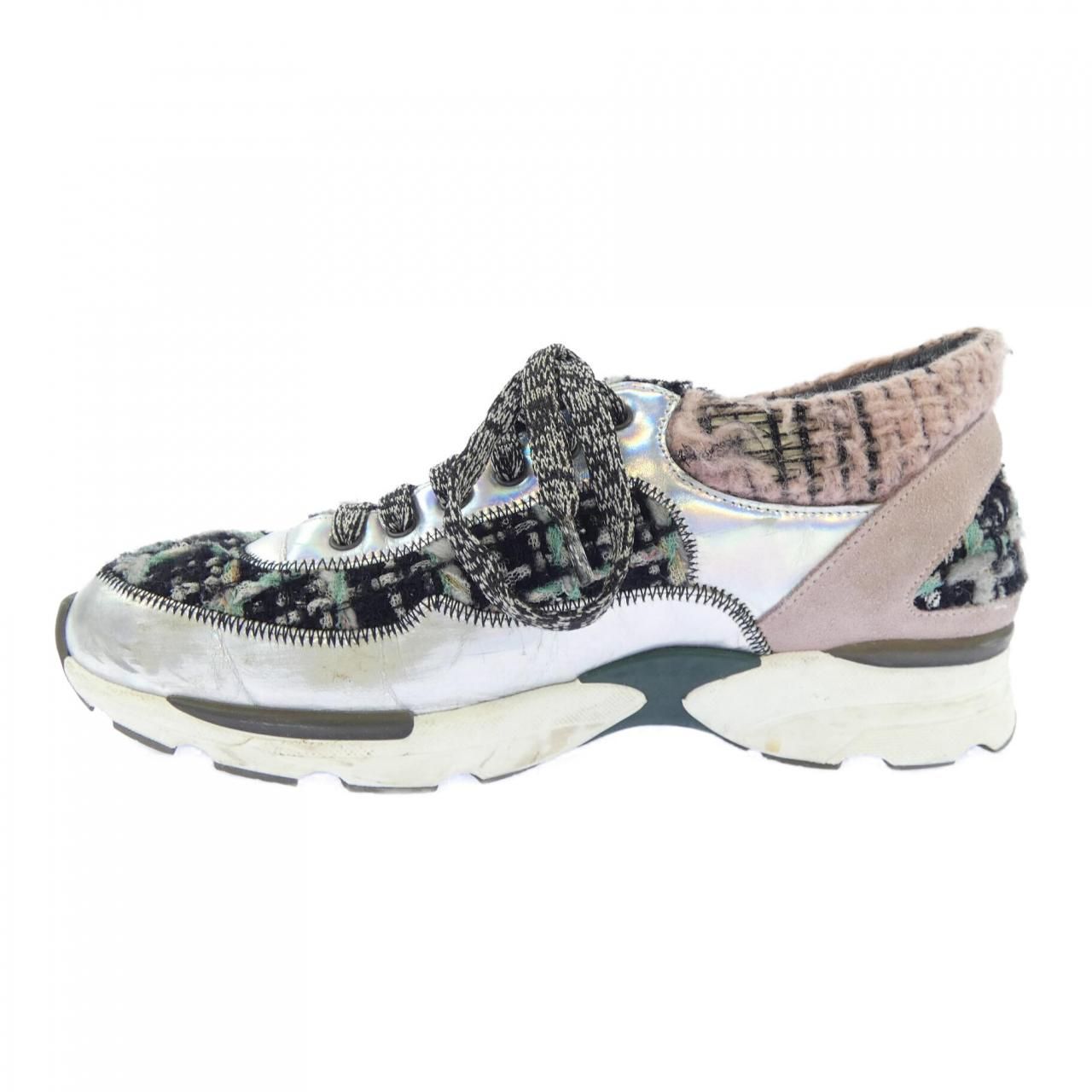 Chanel Sneakers Silver — view 2