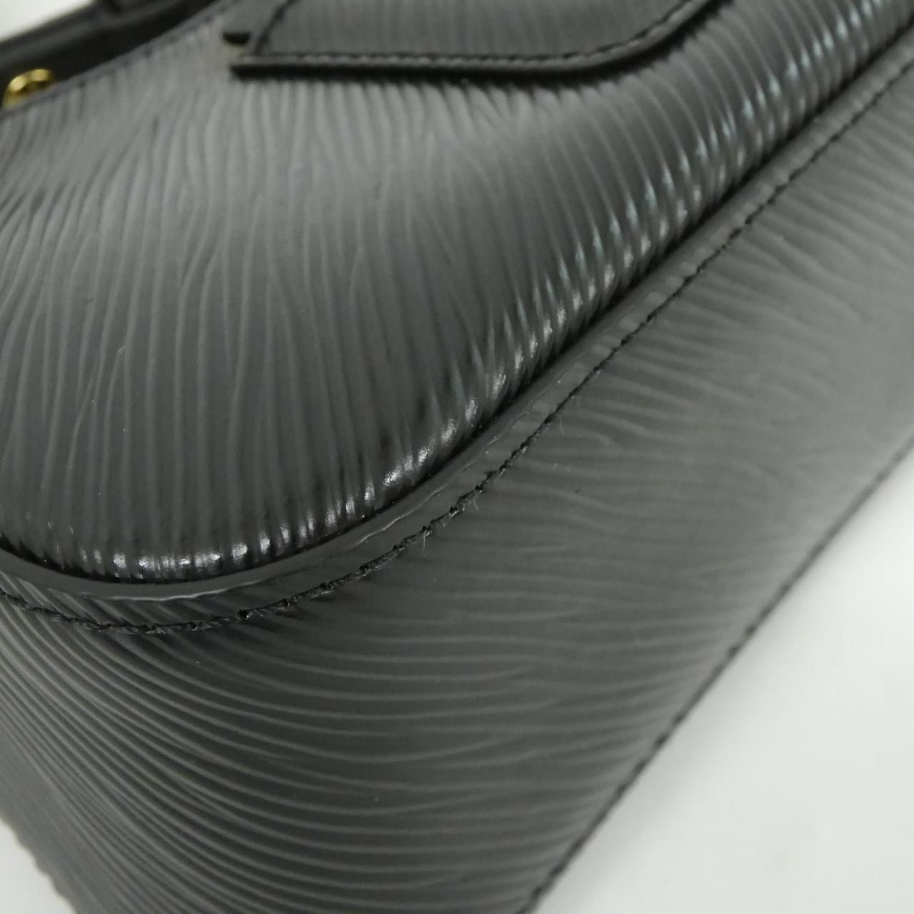 Louis Vuitton Epi Marais Shoulder Bag — view 3