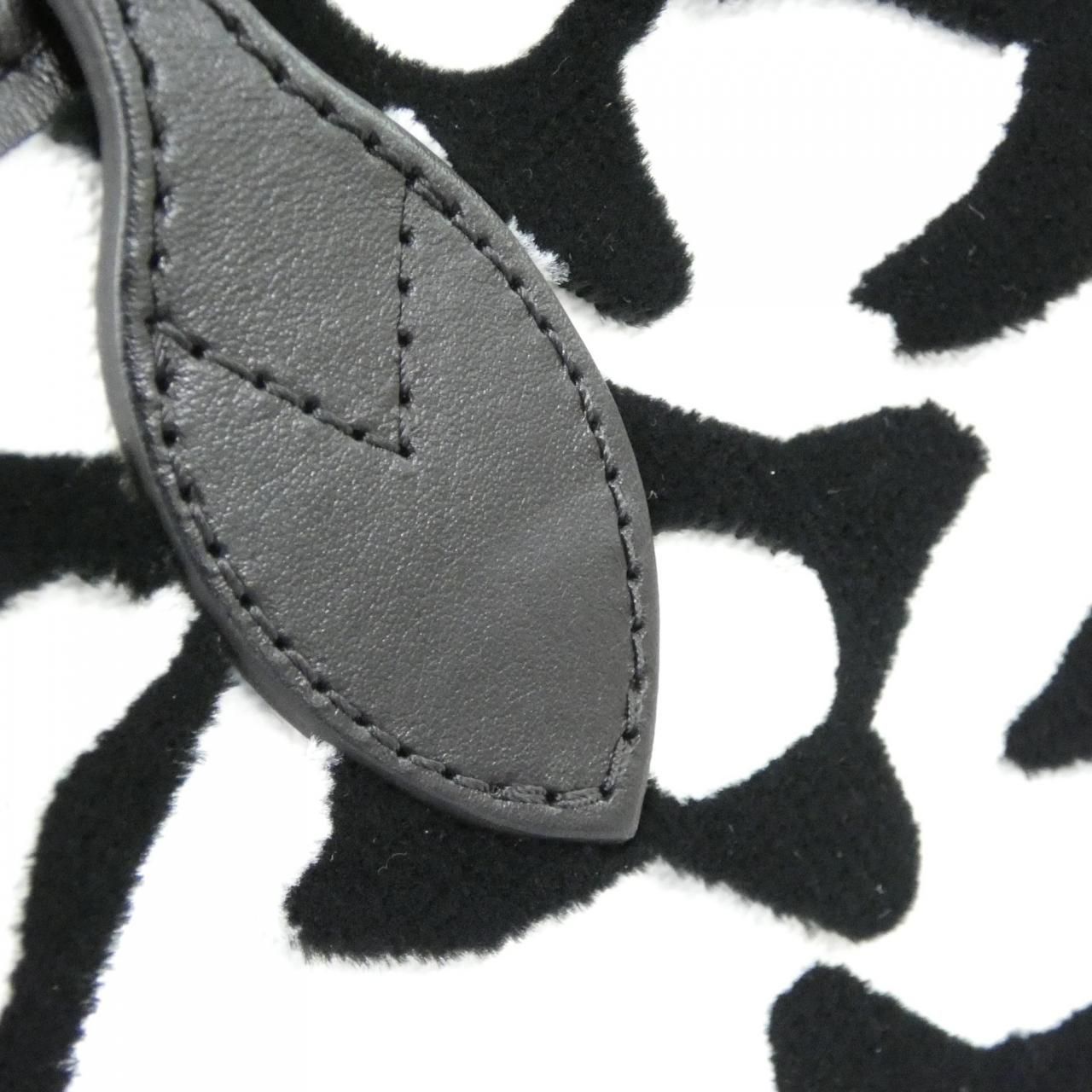 Louis Vuitton LV Xuf Neverfull MM Bag — view 3
