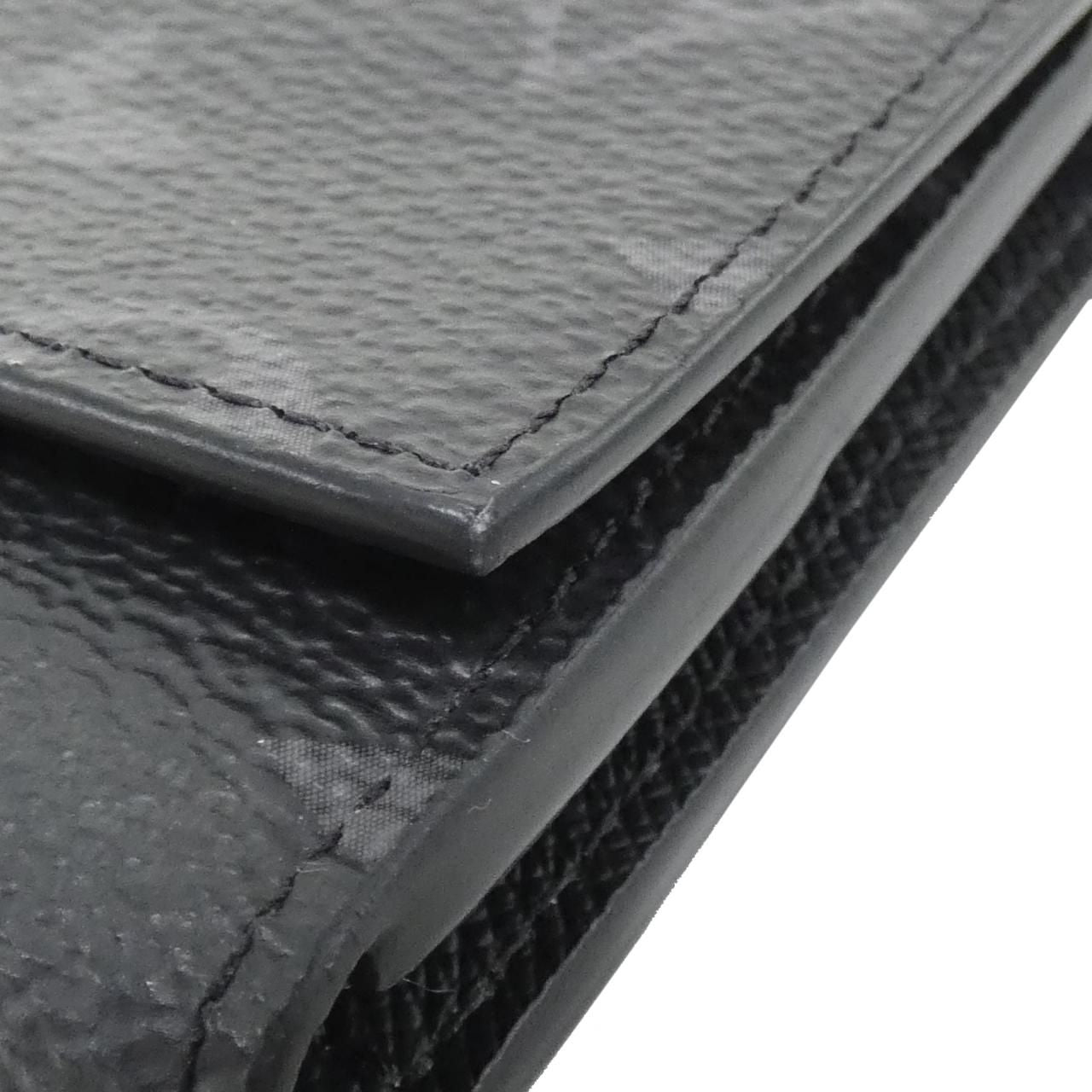 Louis Vuitton Monogram Wallet — view 3