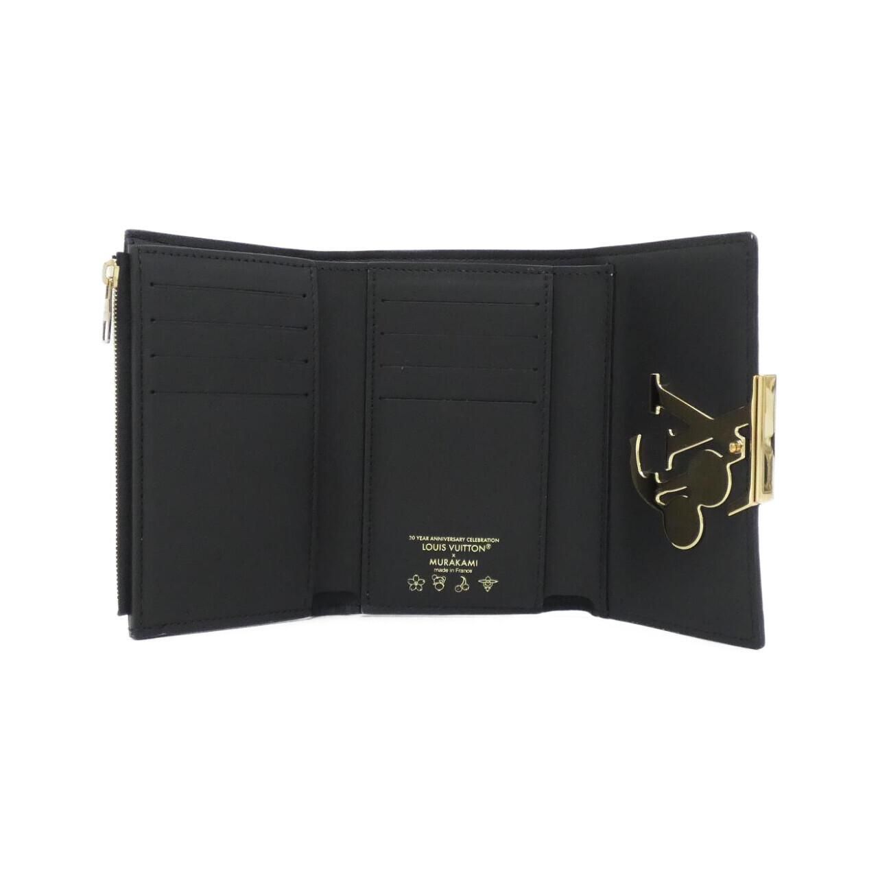Louis Vuitton Portefeuille Capucines Compact Wallet — view 3