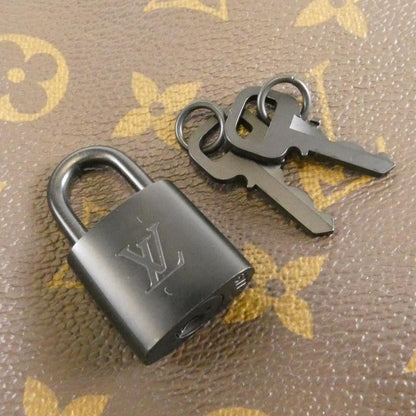 Louis Vuitton Monogram Macassar Keepall Bandouliere 50 cm — view 3