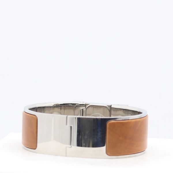 Hermes In Bracelet White — view 3