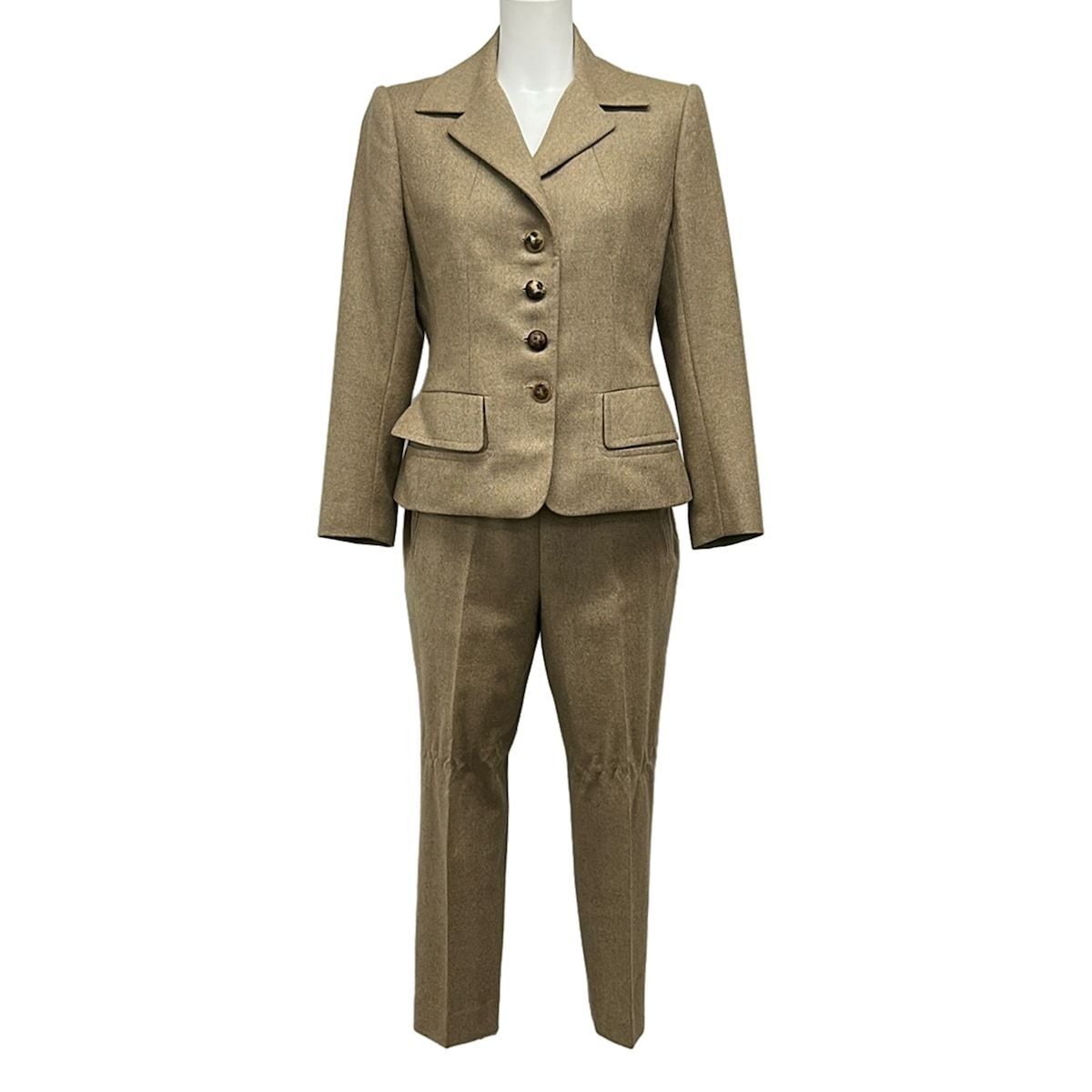 Hermes Suit