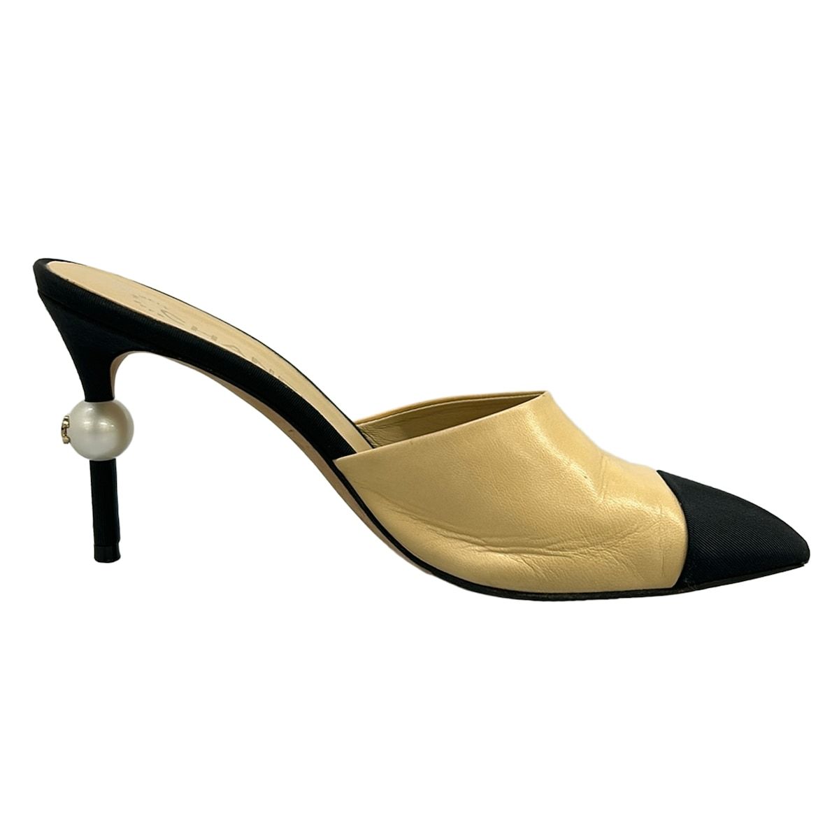 Chanel Mules 36.5 Beige Black Pearl CC Logo Leather — view 2