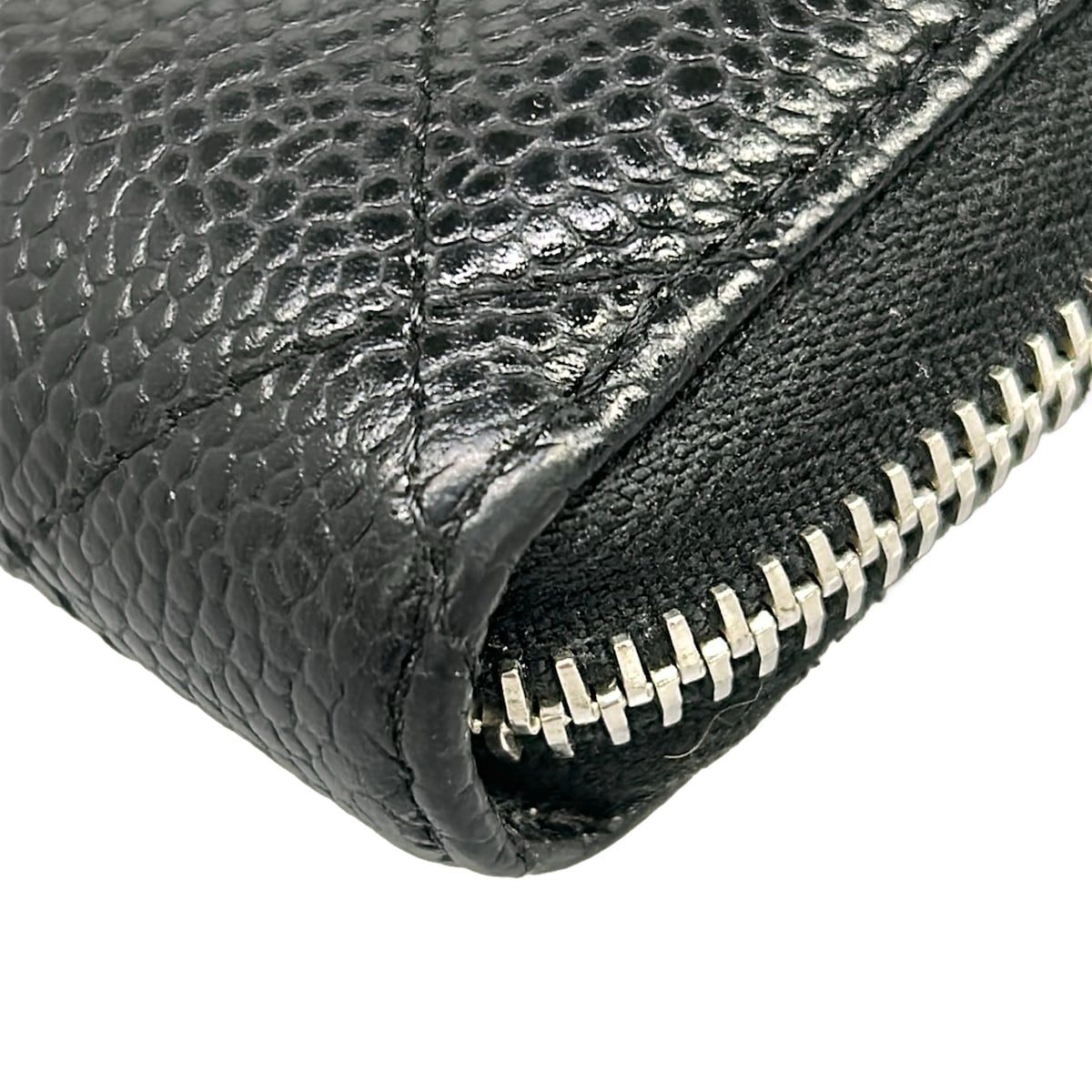 Chanel Coin Case Quilted Black CC Logo Silver — view 6