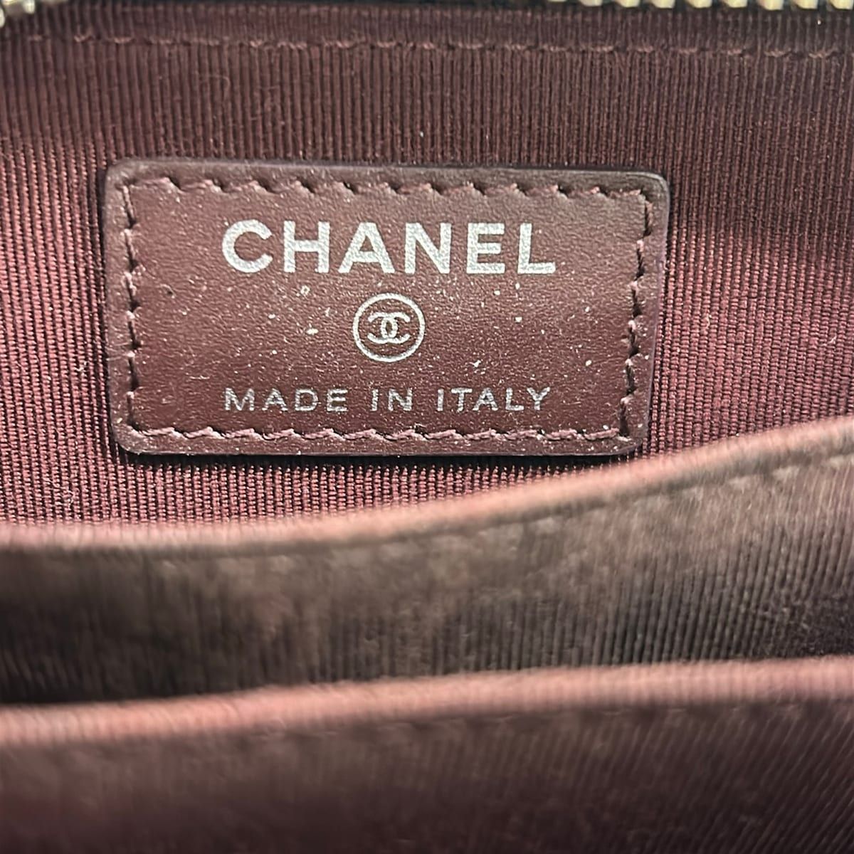 Chanel Coin Case Quilted Black CC Logo Silver — view 5