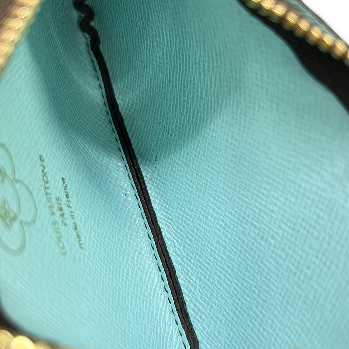 Louis Vuitton Coin Case Vivienne Pochette Cles Monogram Azur — view 4