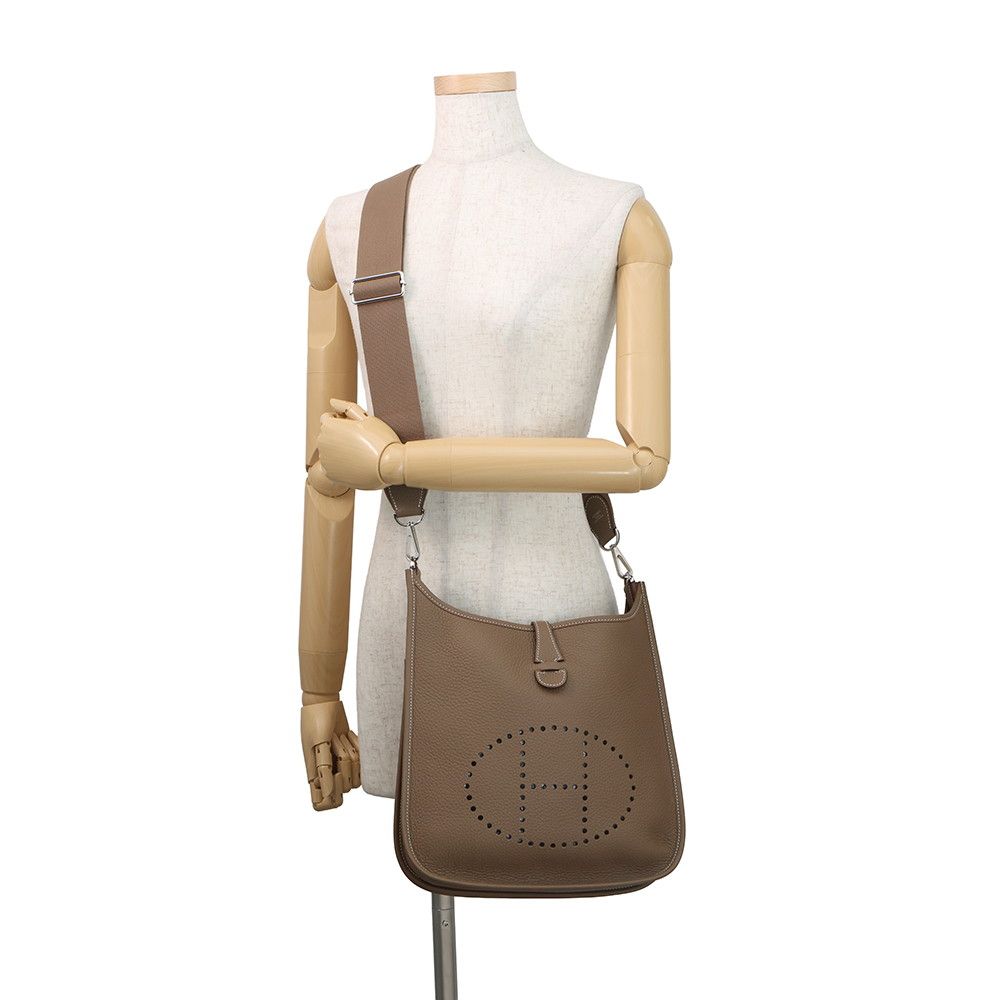Hermes Shoulder Bag Evelyne 3 PM Etoupe Silver Taurillon Clemence — view 4