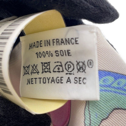 Hermes Scarf Twill in the Pocket — view 8