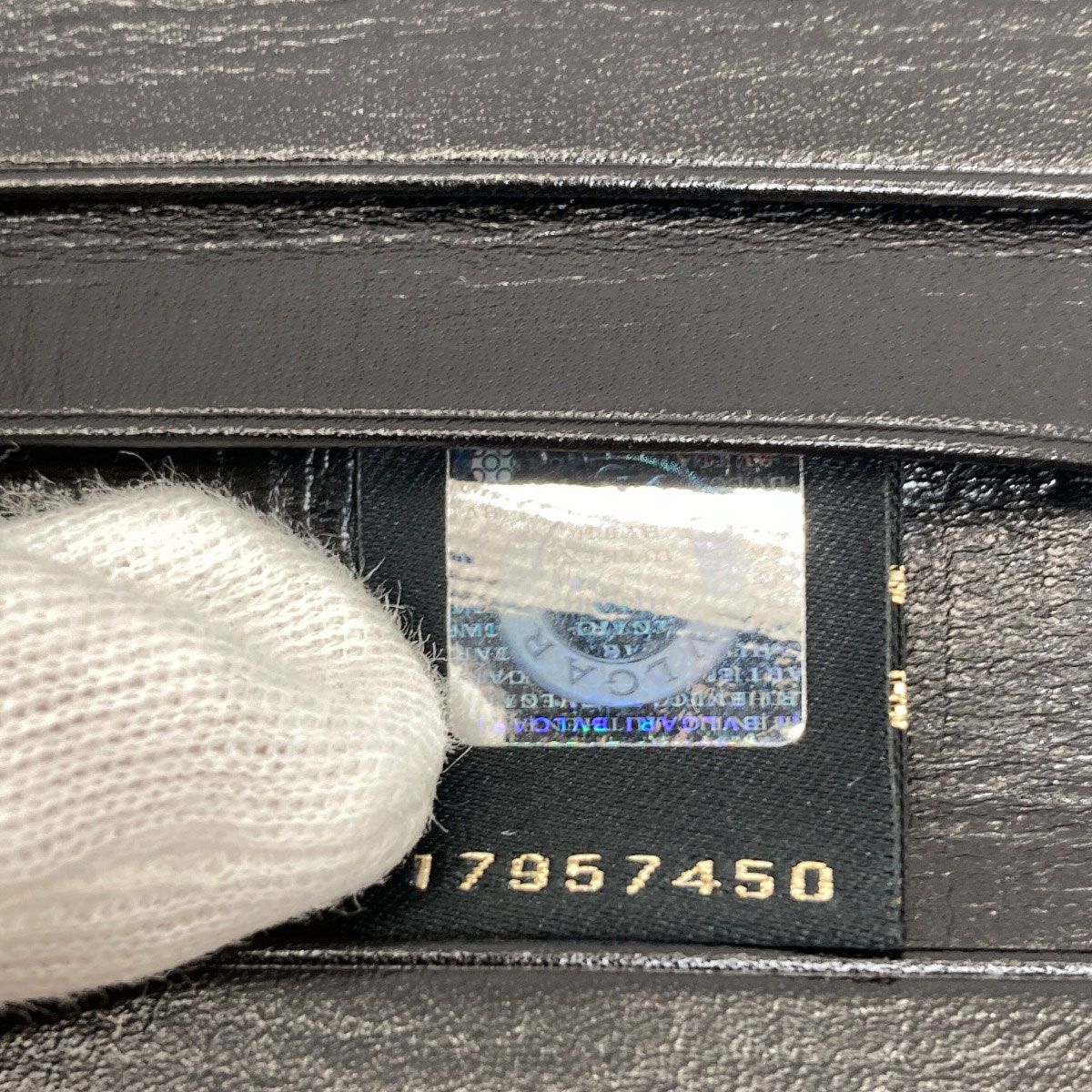 Bvlgari Logo Wallet Leather — view 9