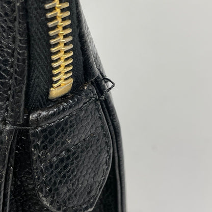 Chanel CC Logo Che Shoulder Bag Black — view 4