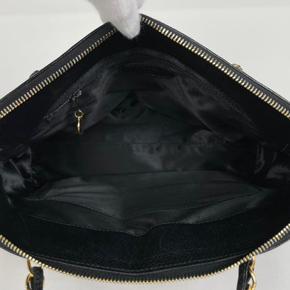 Chanel CC Logo Che Shoulder Bag Black — view 8