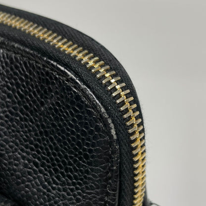 Chanel CC Logo Che Shoulder Bag Black — view 5