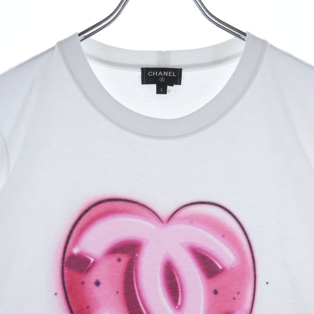 Chanel Heart CC Logo Front Print Short Sleeve T-Shirt White — view 3