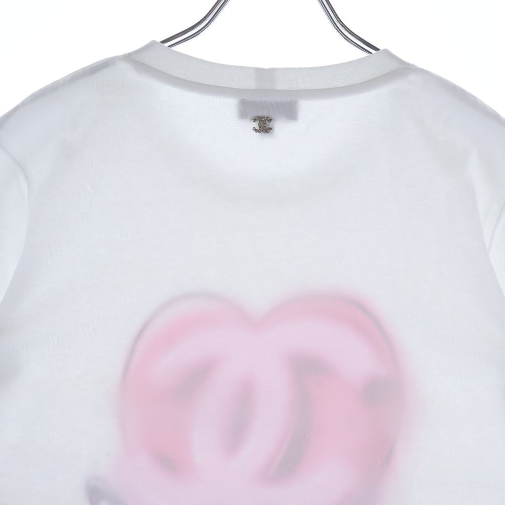 Chanel Heart CC Logo Front Print Short Sleeve T-Shirt White — view 4