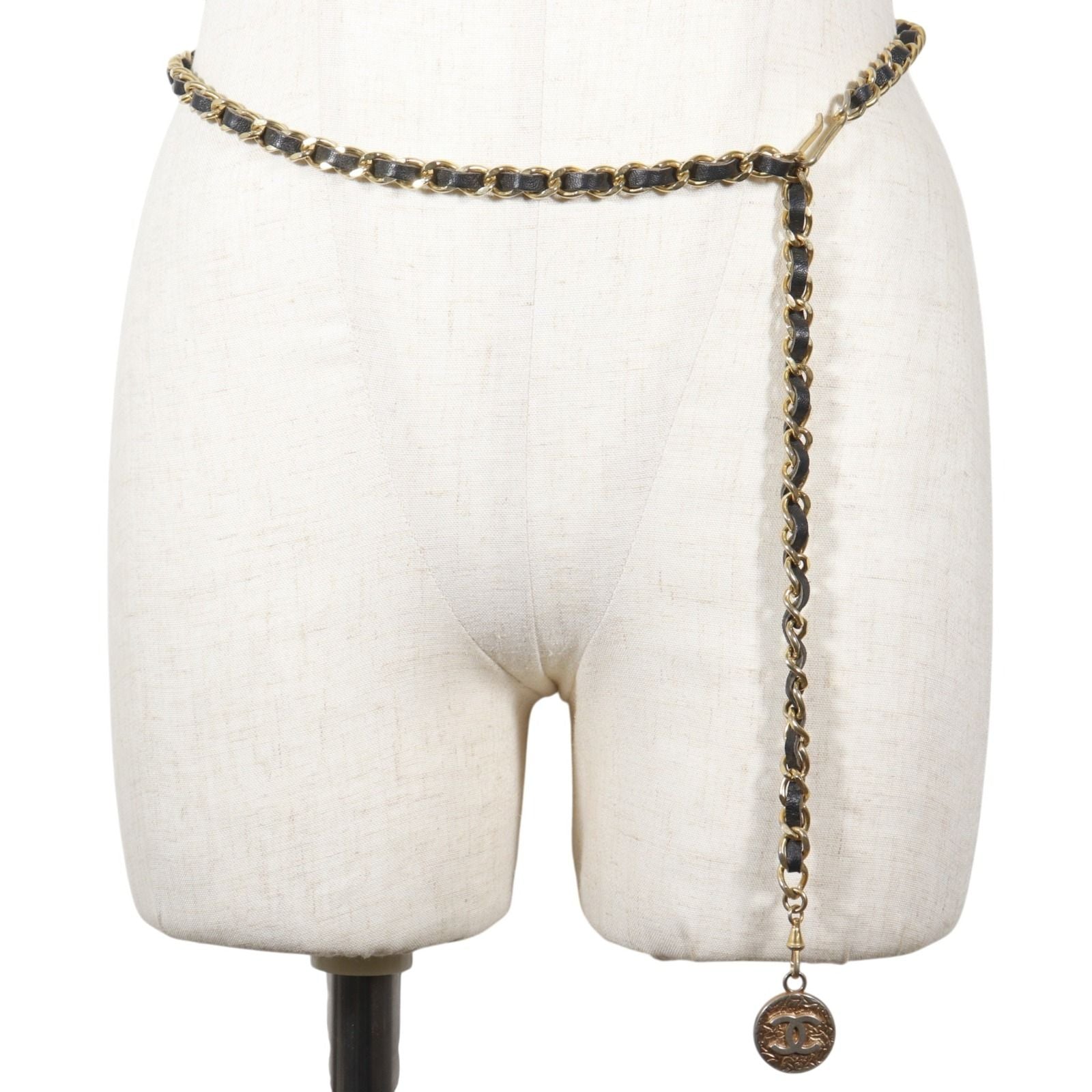 Chanel Che CC Logo Vintage Leather Black LadyBelt Belt — view 2