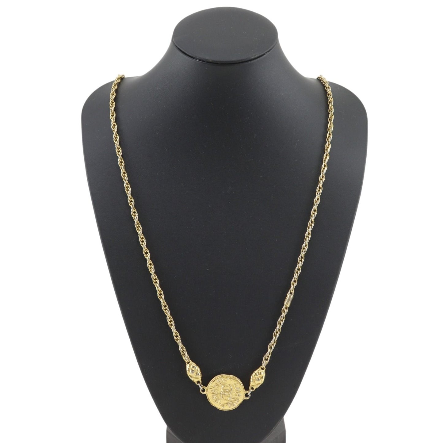 Chanel CC Logo Vintage Necklace — view 2