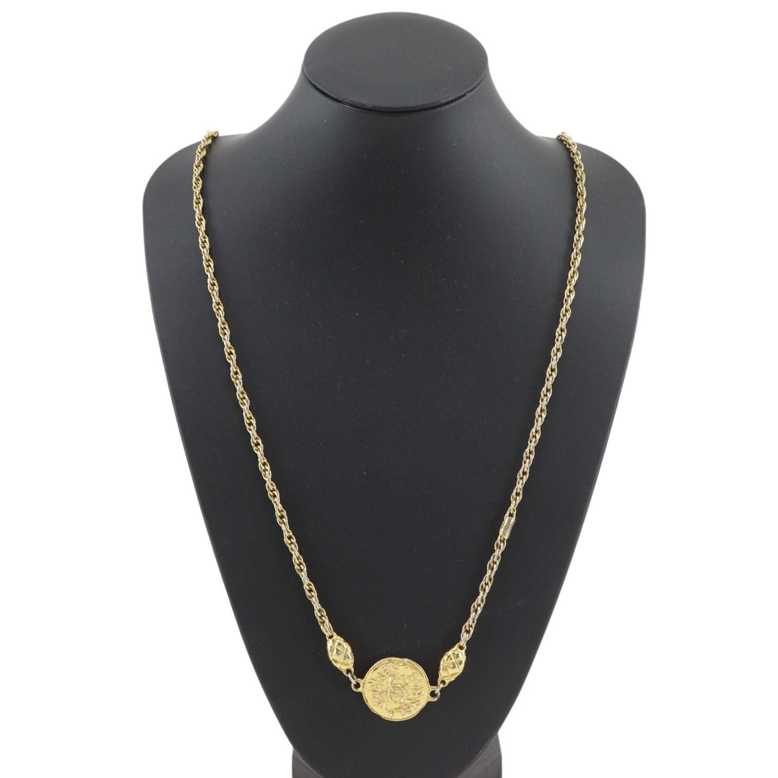 Chanel CC Logo Vintage Necklace — view 2