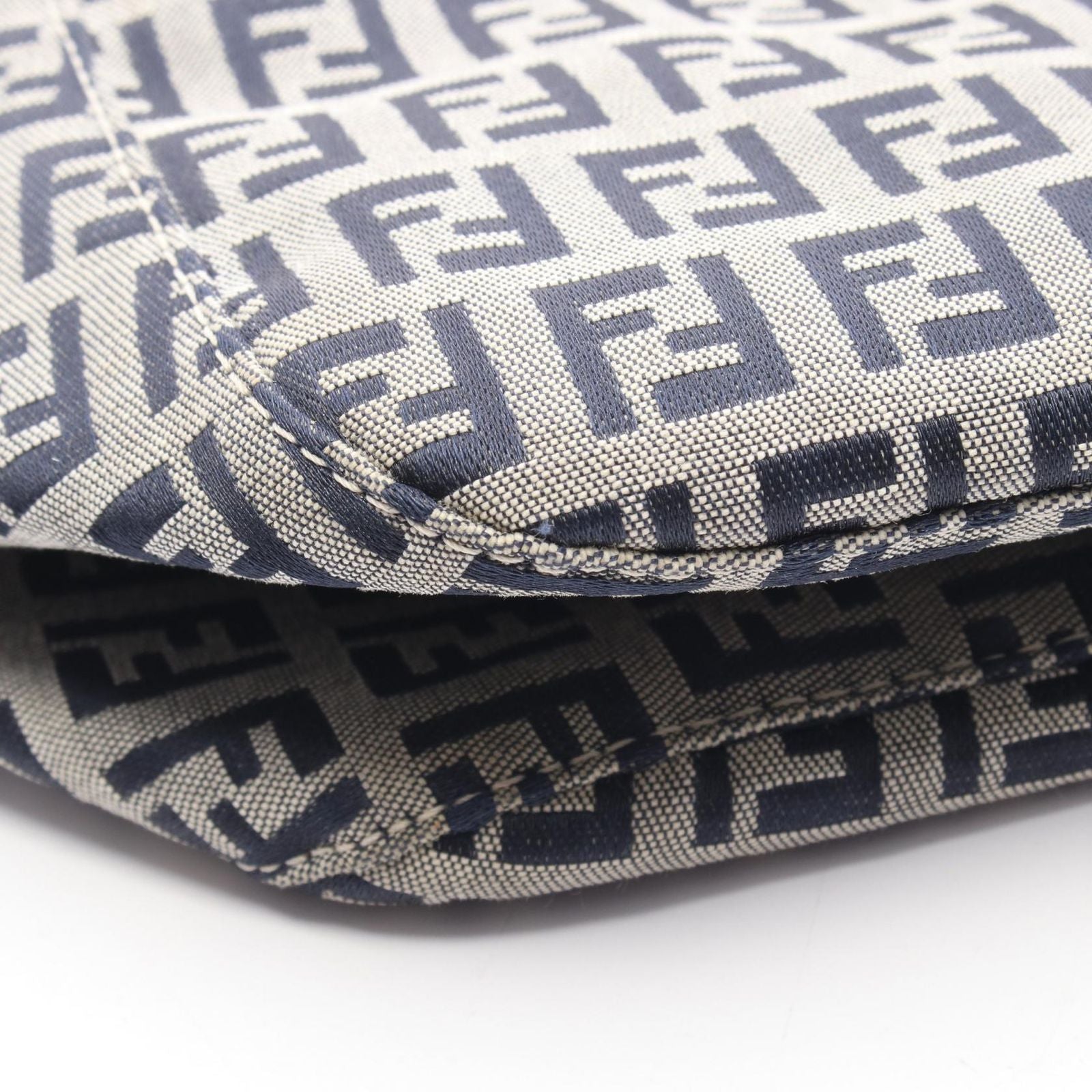 Fendi of Navy Canvas Leather of Shoulder Bag — view 8