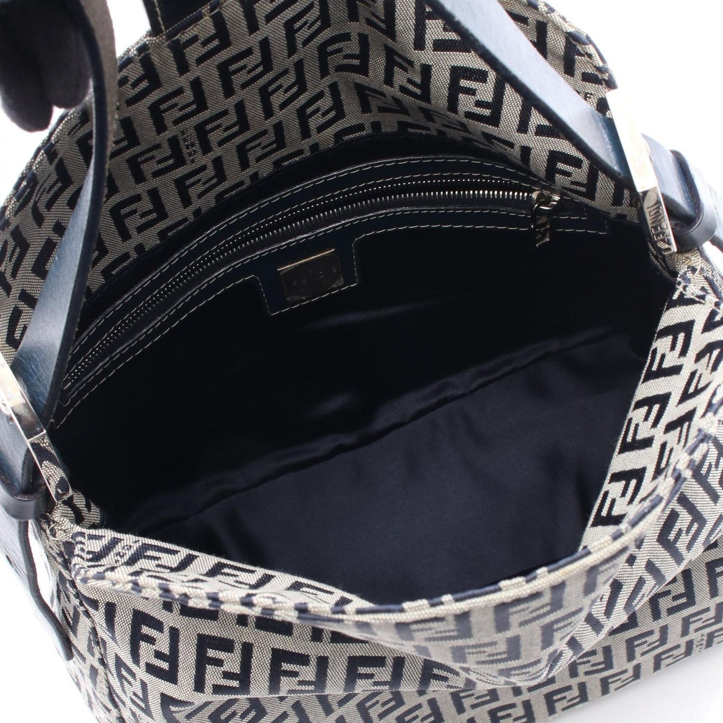 Fendi of Navy Canvas Leather of Shoulder Bag — view 3